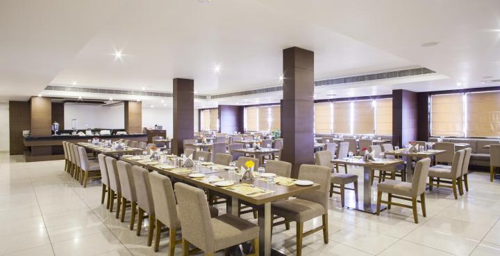 Hotel Le Ruchi The Prince Mysuru Zewnętrze zdjęcie