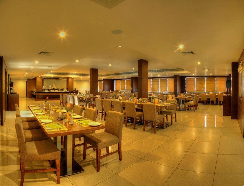 Hotel Le Ruchi The Prince Mysuru Zewnętrze zdjęcie